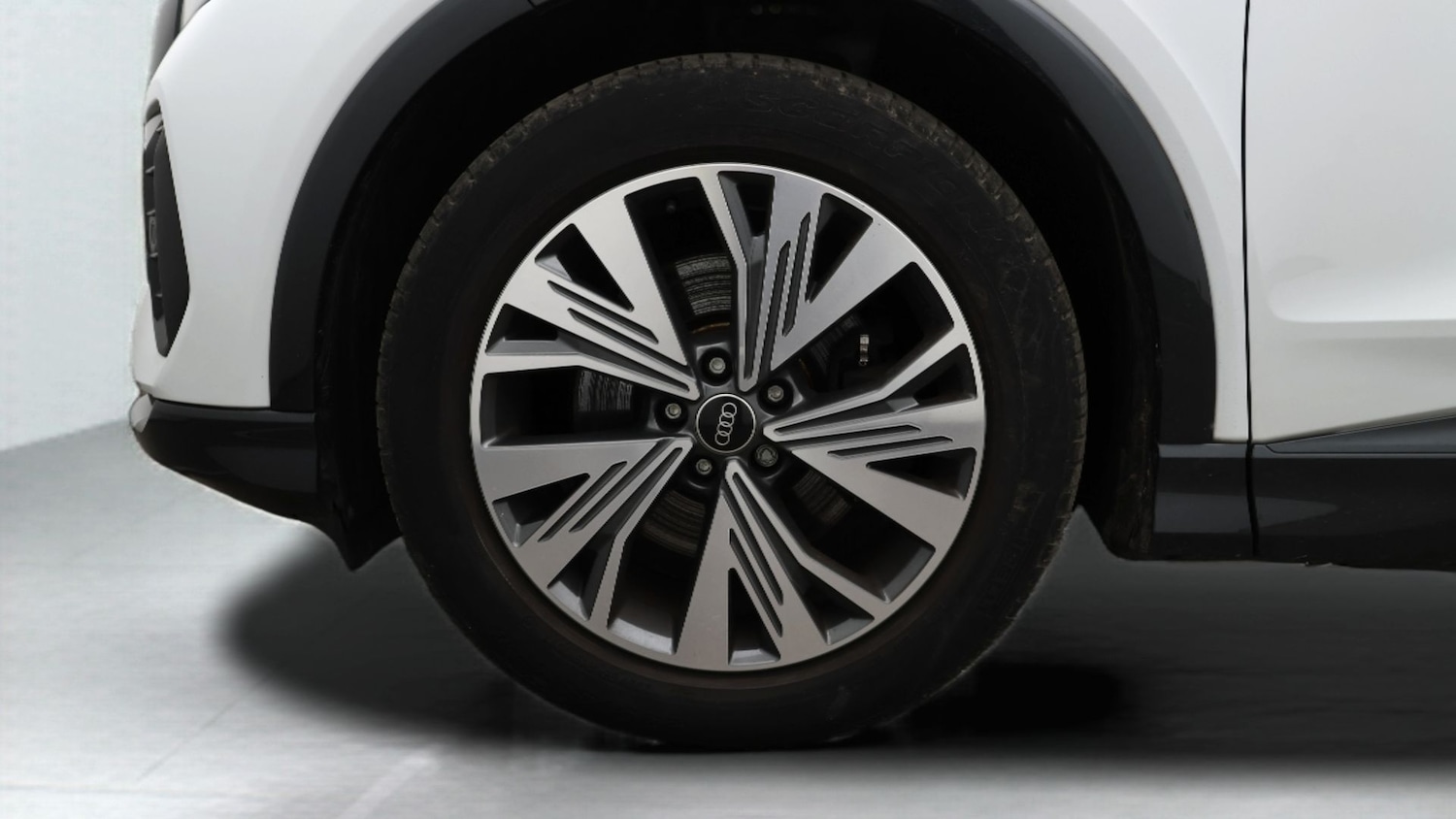 Used Audi Q4 e-tron 2023 for sale - 77777519: Photo 18