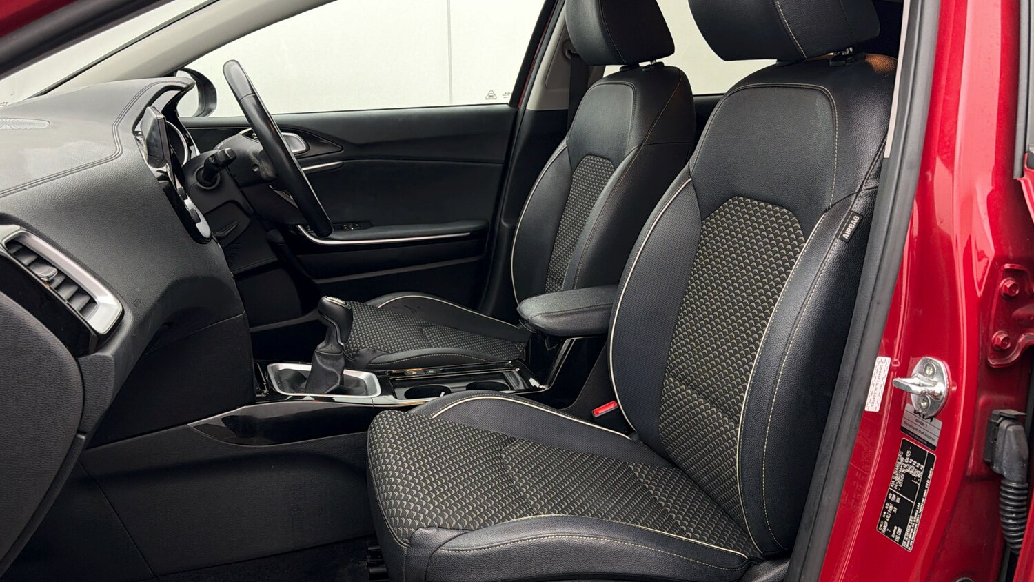 Used Kia XCeed for sale - 77873144: Photo 13