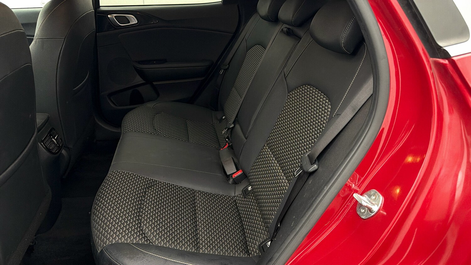 Used Kia XCeed for sale - 77873144: Photo 15