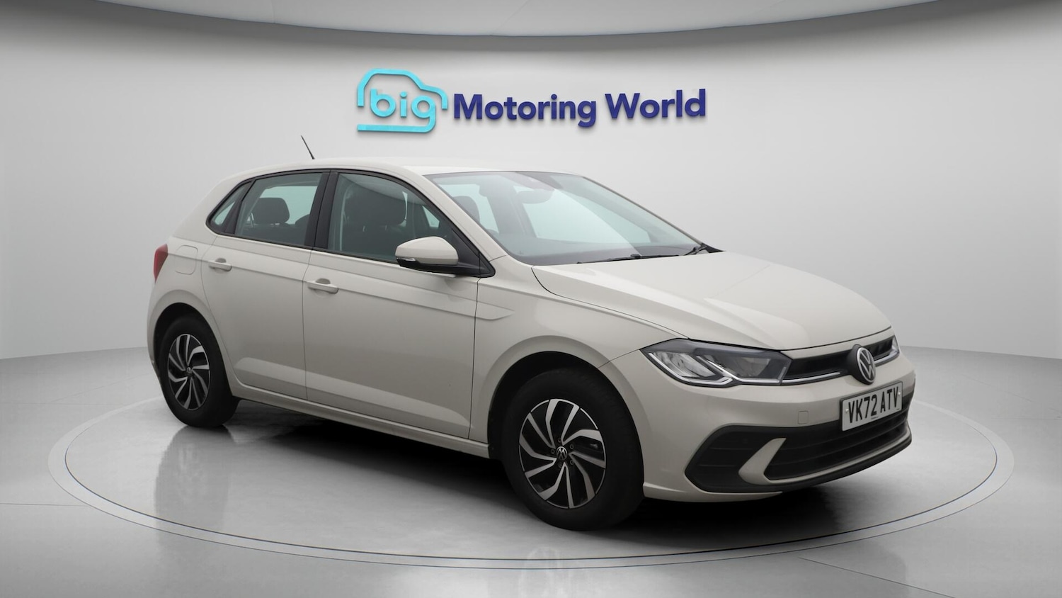 Used Volkswagen Polo 2022 for sale - 76072971: Photo 2