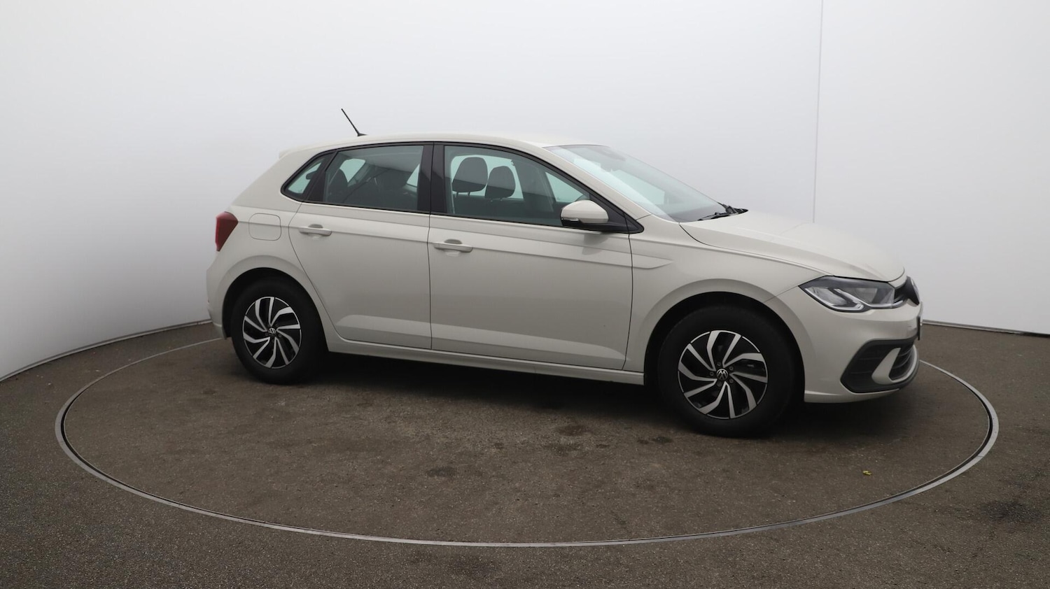 Used Volkswagen Polo 2022 for sale - 76072971: Photo 45