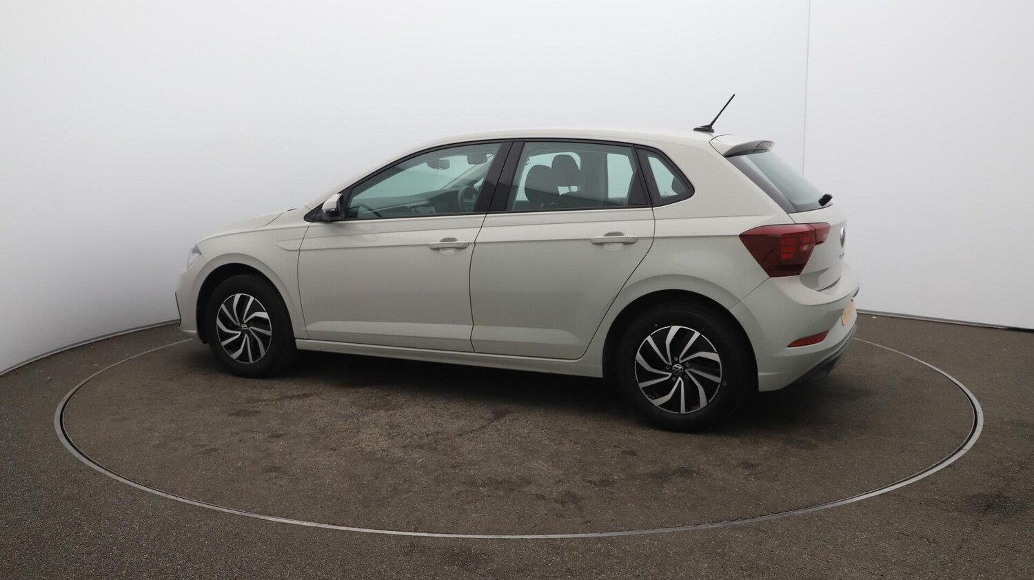 Used Volkswagen Polo 2022 for sale - 76072971: Photo 46
