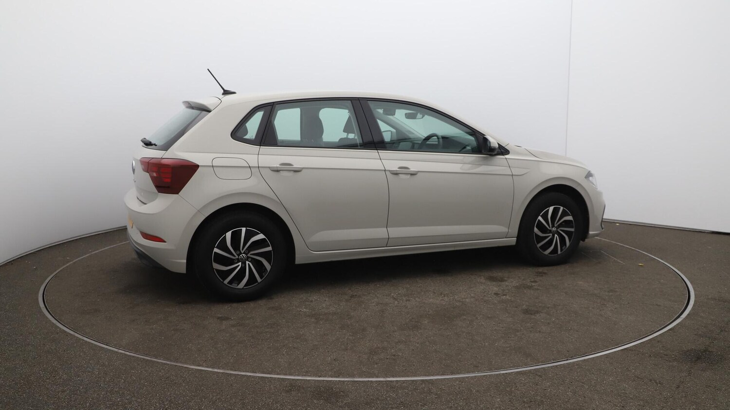 Used Volkswagen Polo 2022 for sale - 76072971: Photo 50