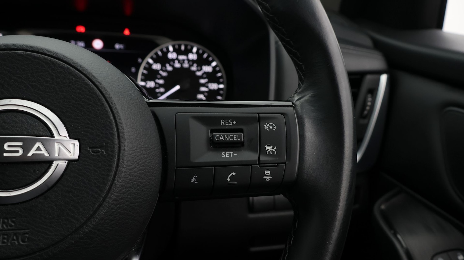 Used Nissan Qashqai 2023 for sale - 77446904: Photo 25