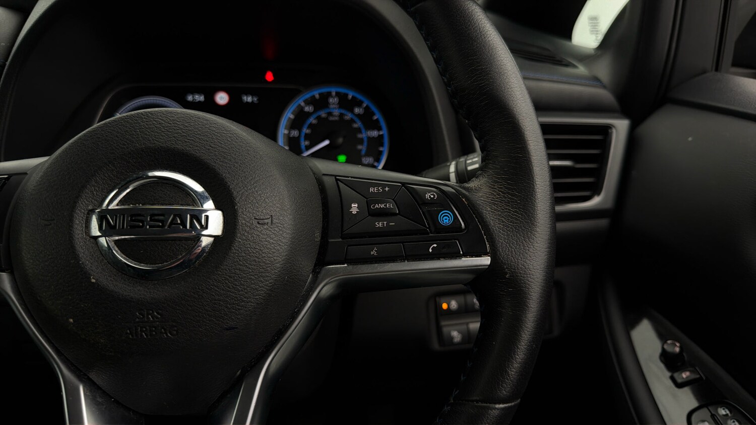 Used Nissan Leaf 2022 for sale - 78038067: Photo 24