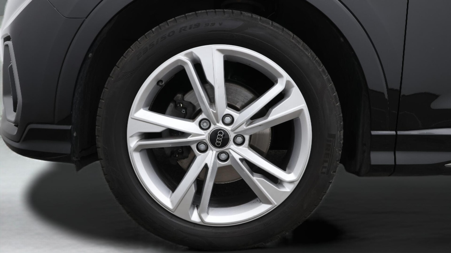 Used Audi Q3 2023 for sale - 76608110: Photo 19