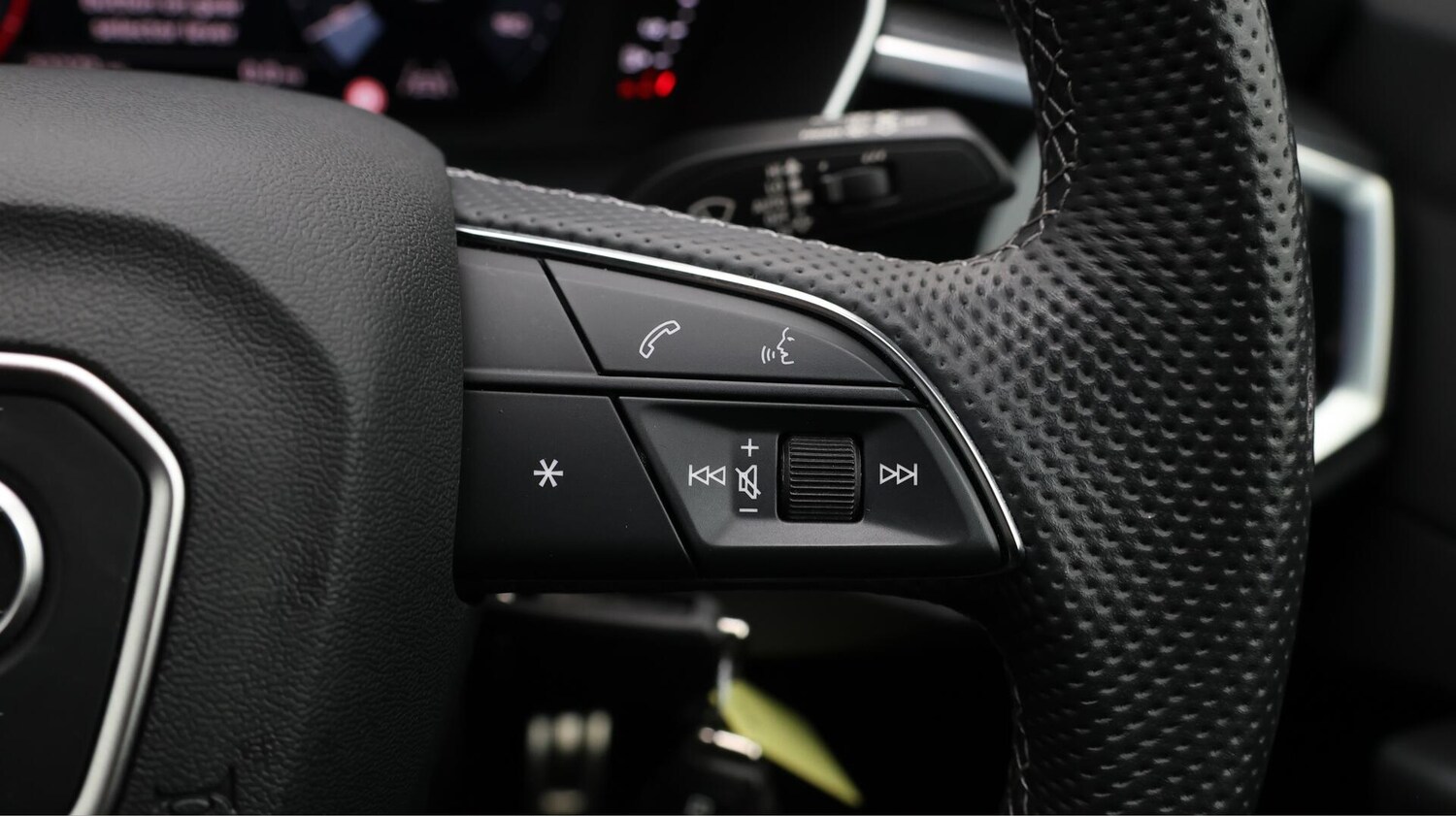 Used Audi Q3 2023 for sale - 76608110: Photo 27