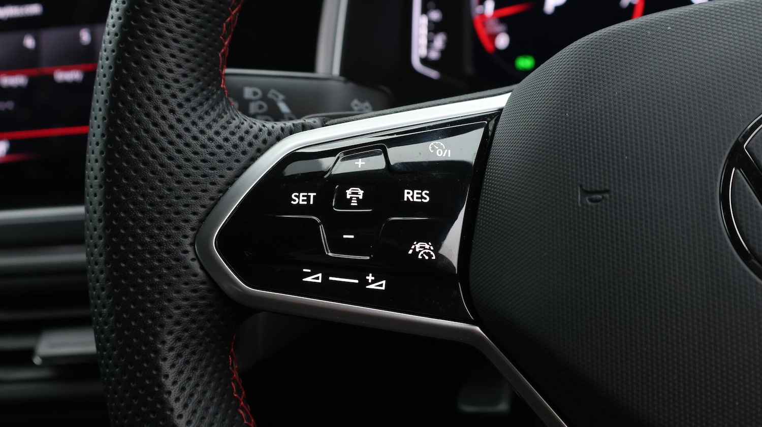 Used Volkswagen Polo 2023 for sale - 76214387: Photo 23