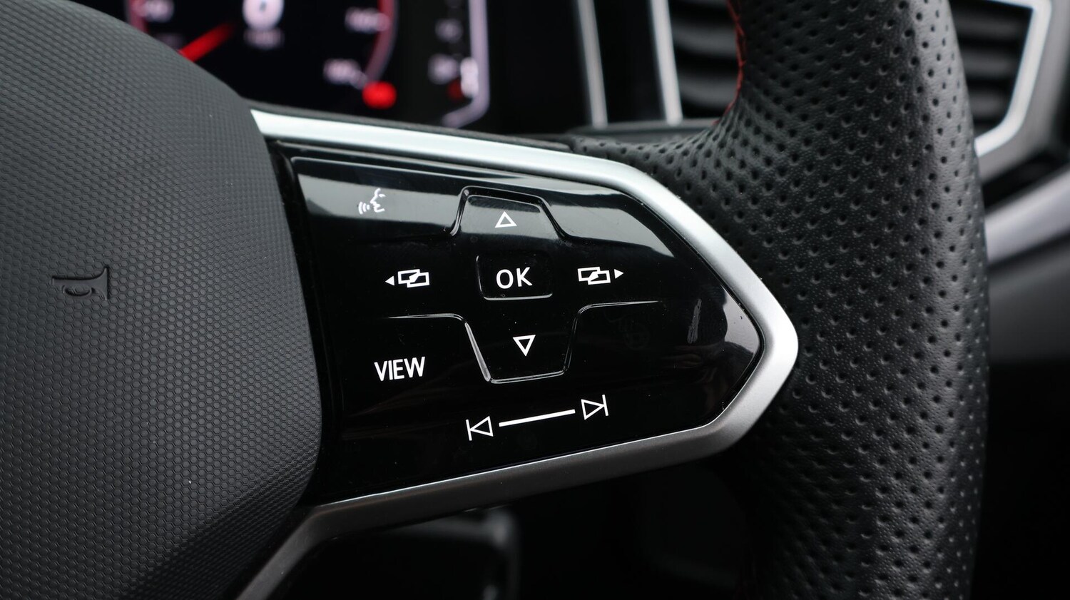 Used Volkswagen Polo 2023 for sale - 76214387: Photo 24