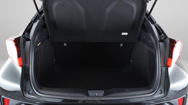 Used Toyota C-HR 2021 for sale - 75531667: Photo 18