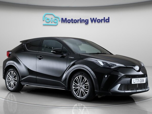 Used Toyota C-HR 2021 for sale - 75531667: Photo 1