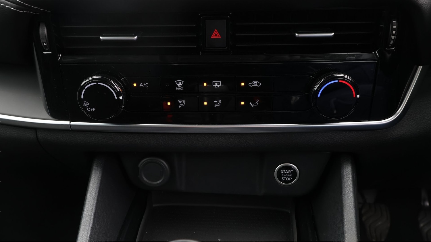 Used Nissan Qashqai for sale - 77854463: Photo 12