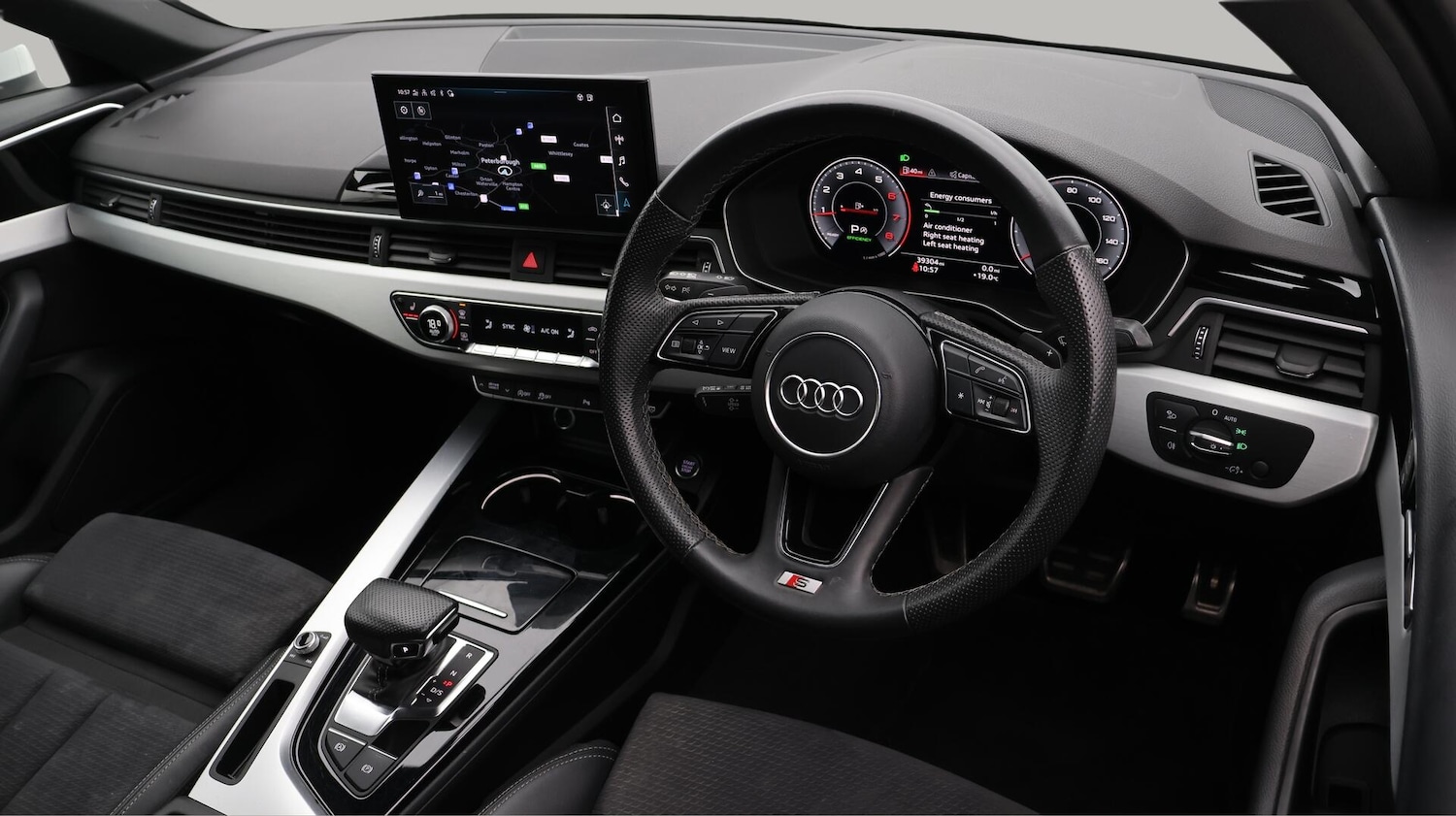 Used Audi A4 for sale - 76728302: Photo 10