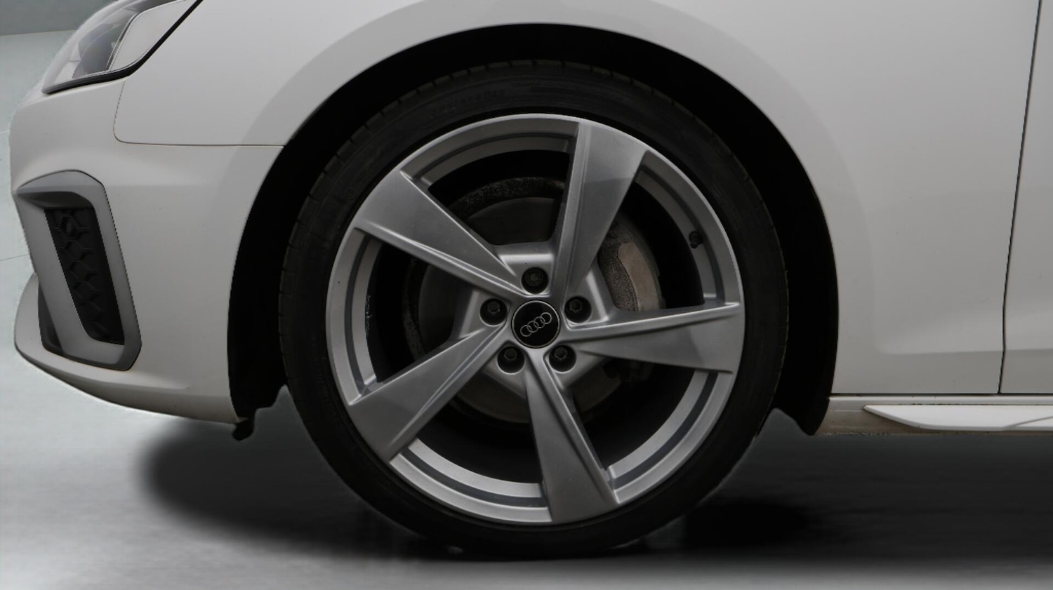 Used Audi A4 for sale - 76728302: Photo 19