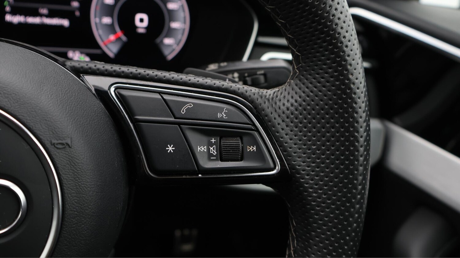 Used Audi A4 for sale - 76728302: Photo 26