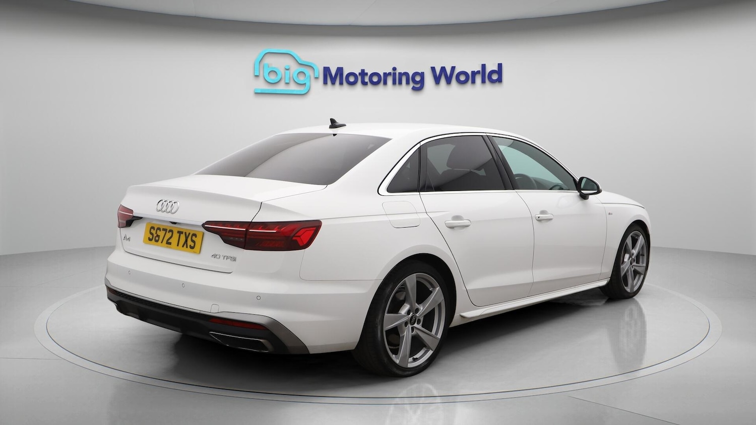 Used Audi A4 for sale - 76728302: Photo 8