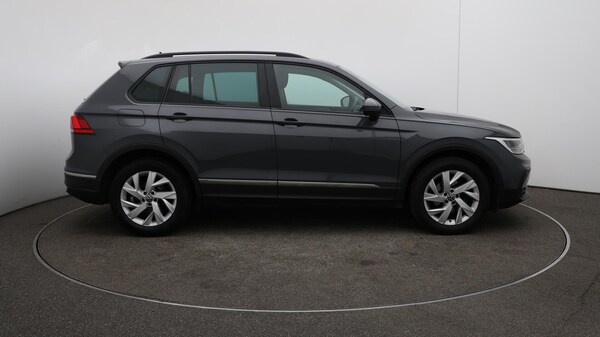 Used Volkswagen Tiguan 2022 for sale - 76108895: Photo 50