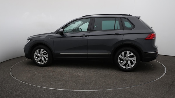 Used Volkswagen Tiguan 2022 for sale - 76108895: Photo 59