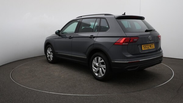 Used Volkswagen Tiguan 2022 for sale - 76108895: Photo 63