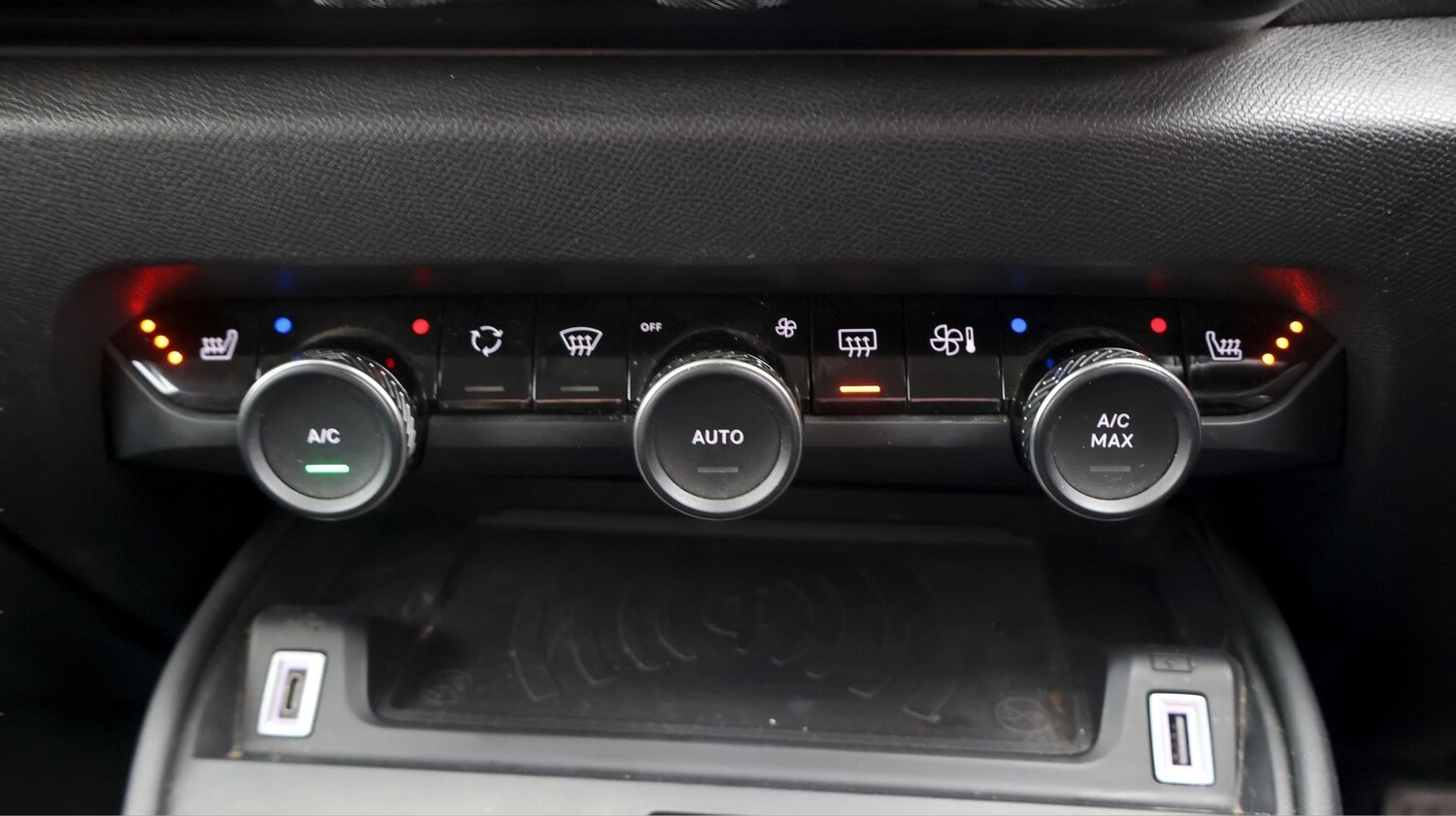 Used Citroen C4 2022 for sale - 77746633: Photo 12