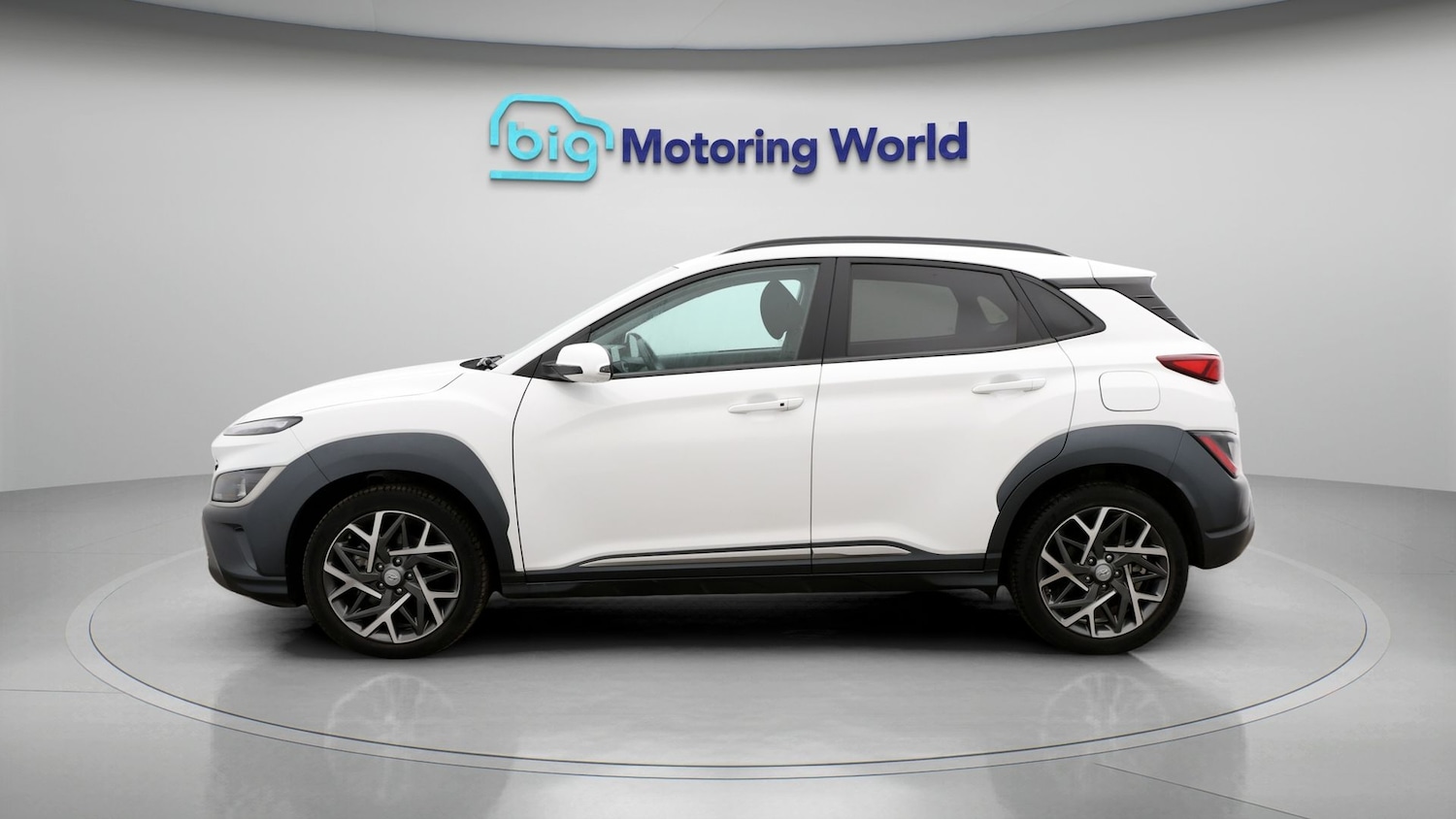 Used Hyundai KONA 2023 for sale - 77973167: Photo 4