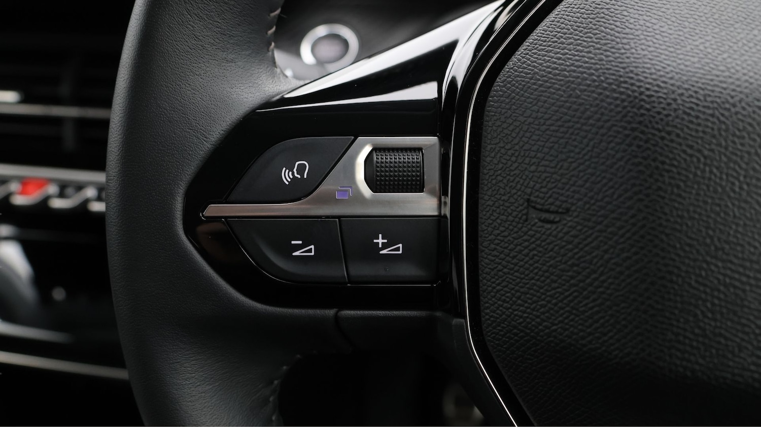 Used Peugeot 208 2023 for sale - 77615105: Photo 22