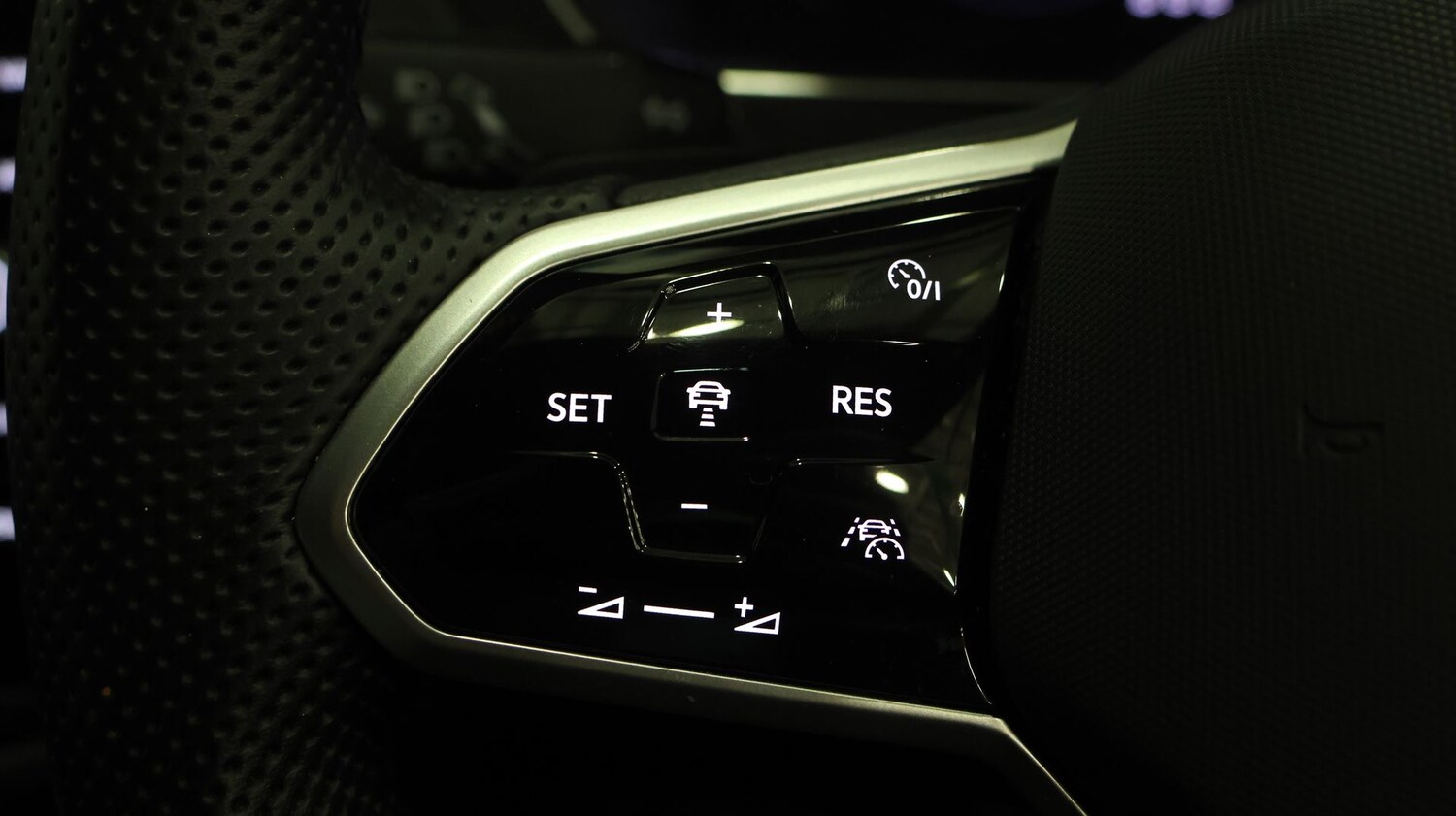 Used Volkswagen Tiguan for sale - 77207297: Photo 23