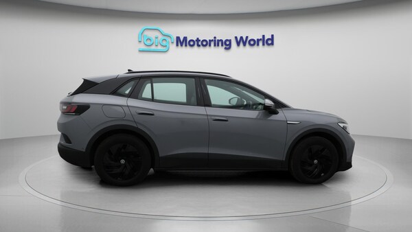 Used Volkswagen ID.4 2022 for sale - 76326044: Photo 9
