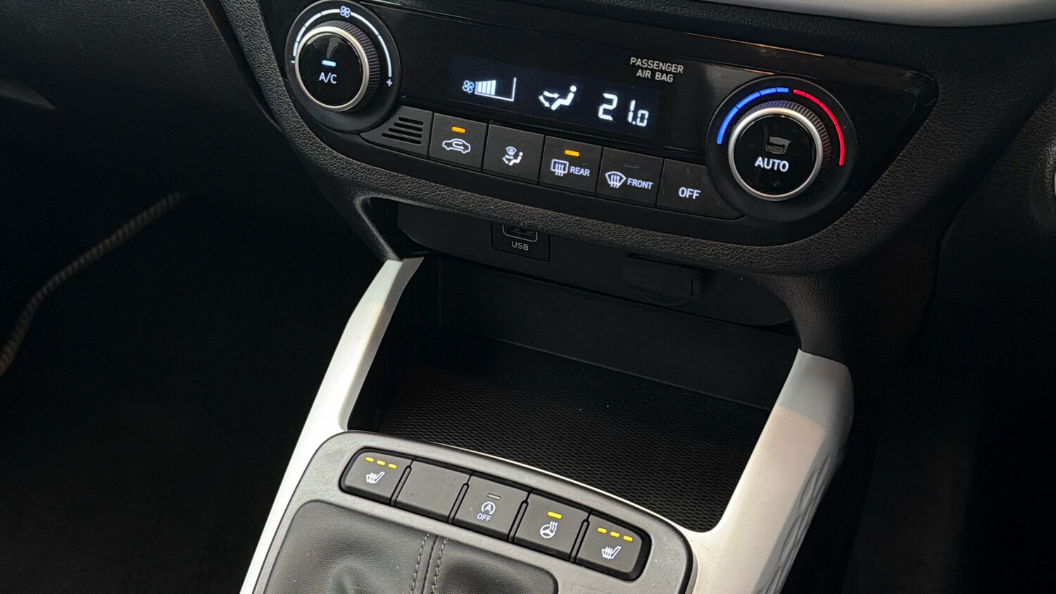 Used Hyundai i10 2023 for sale - 78075175: Photo 11