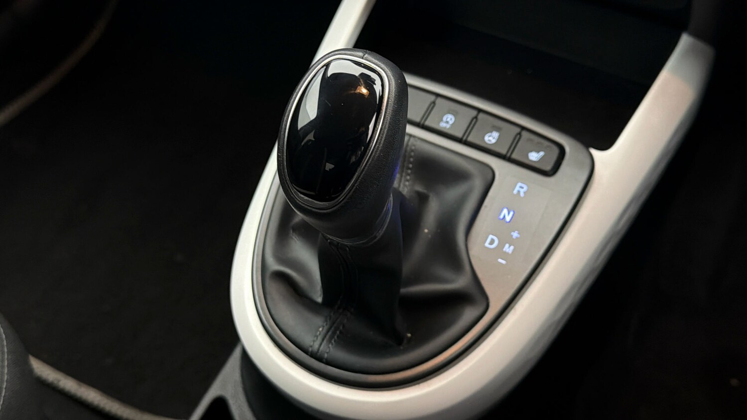 Used Hyundai i10 2023 for sale - 78075175: Photo 24