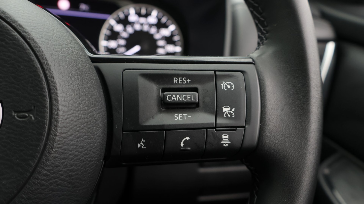 Used Nissan Qashqai for sale - 77538712: Photo 24