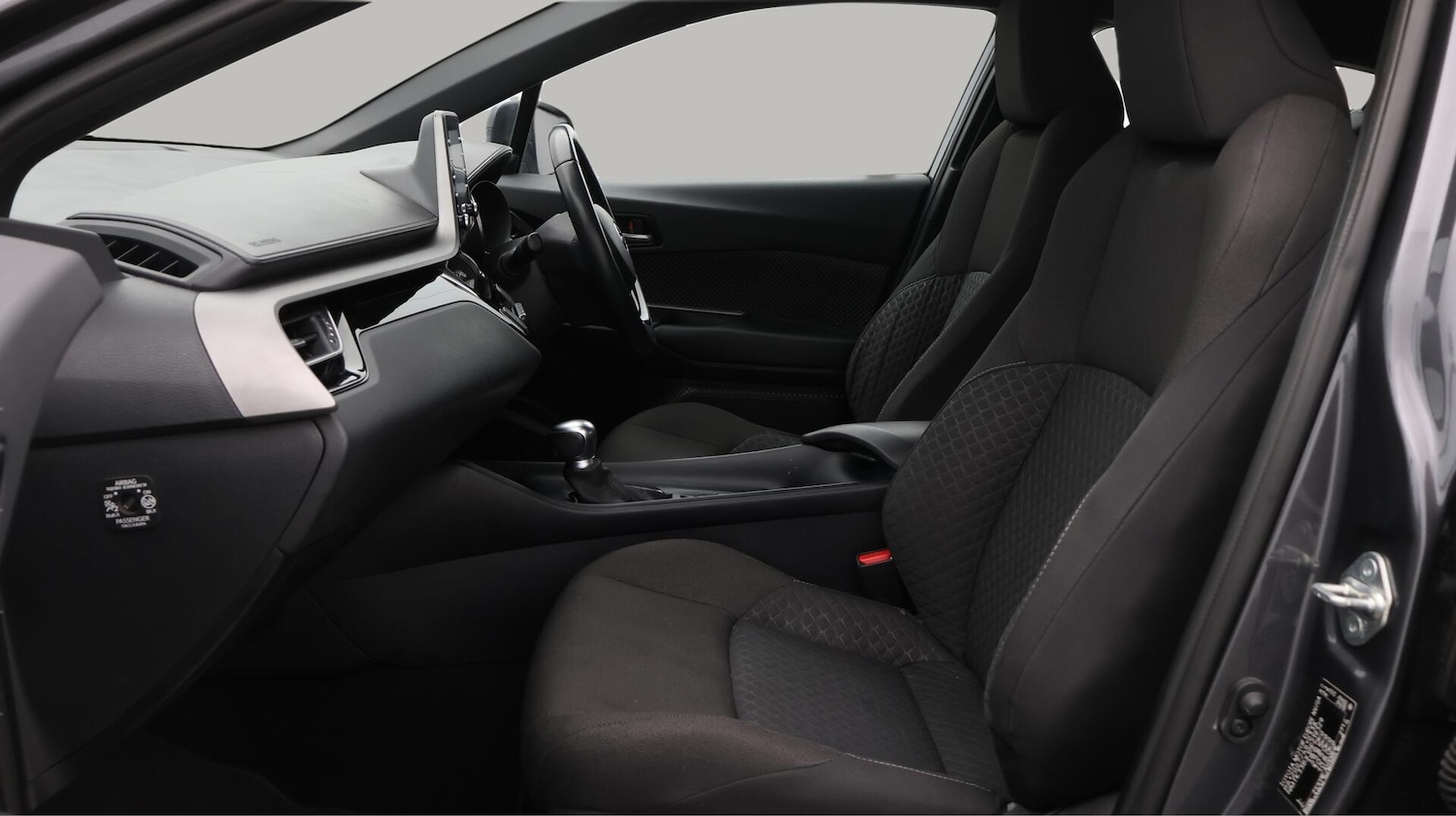 Used Toyota C-HR 2022 for sale - 76633539: Photo 15