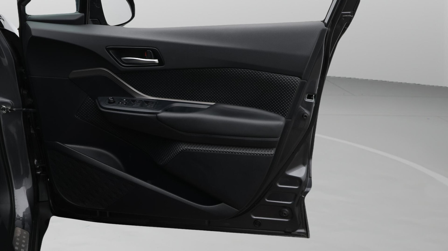 Used Toyota C-HR 2022 for sale - 76633539: Photo 16