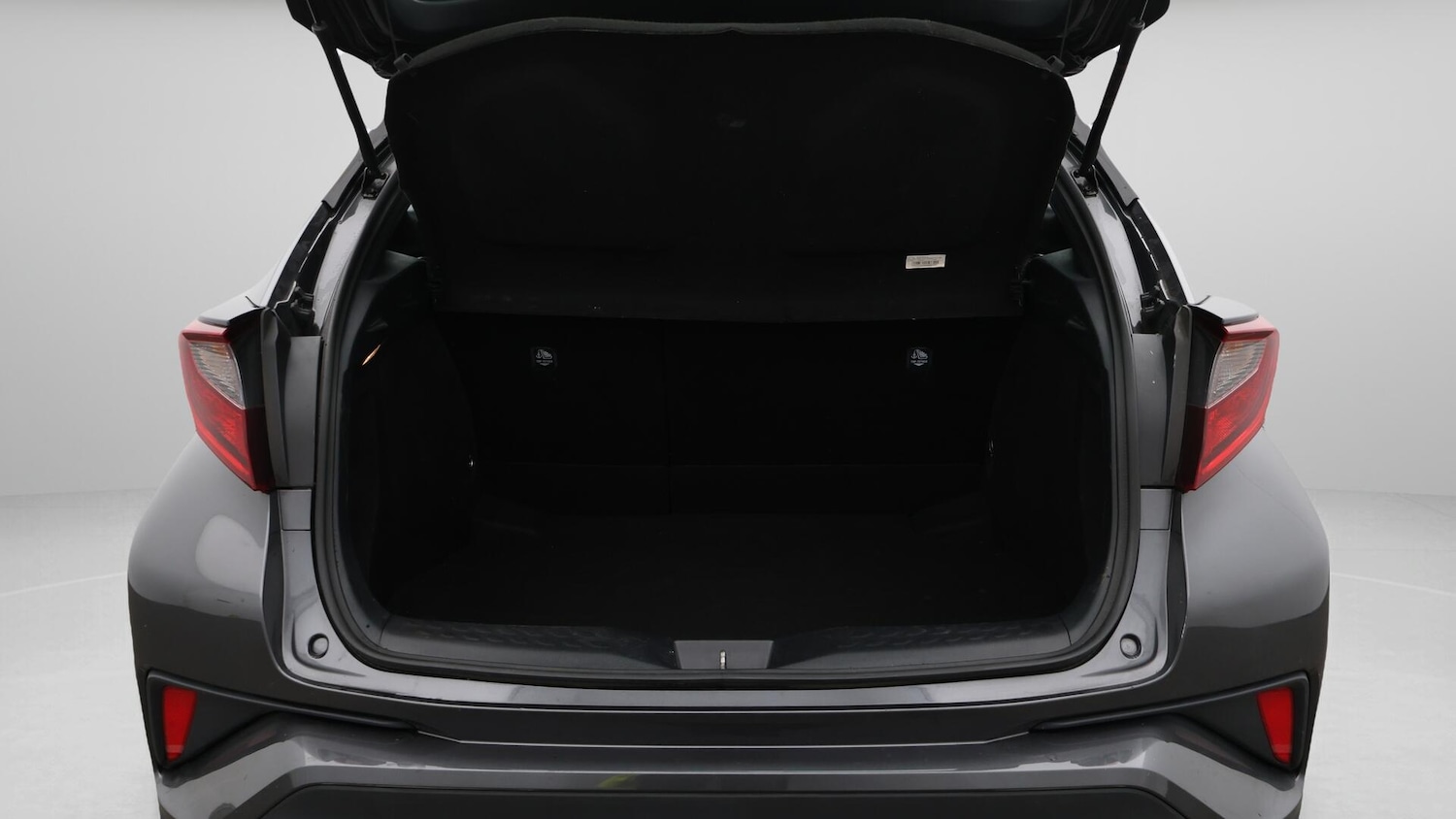 Used Toyota C-HR 2022 for sale - 76633539: Photo 18