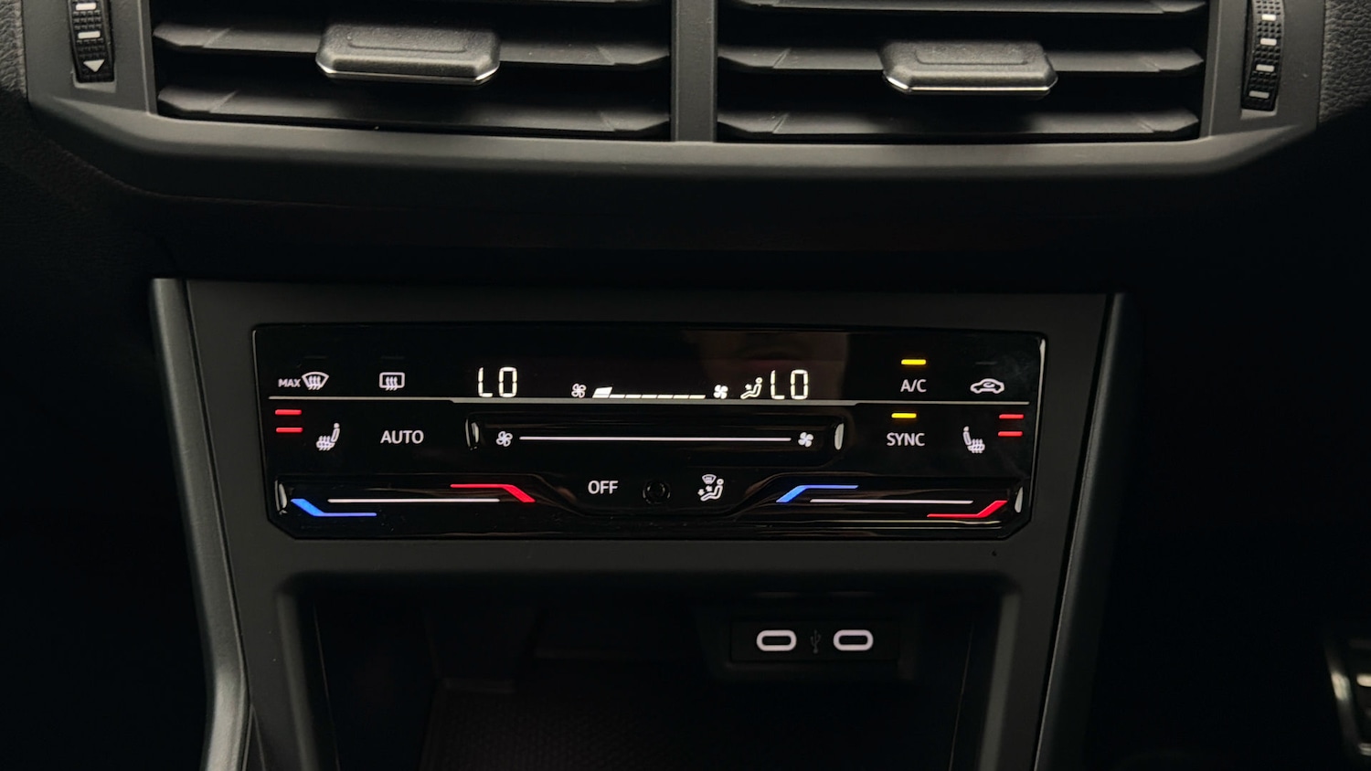 Used Volkswagen Polo 2024 for sale - 77935931: Photo 11