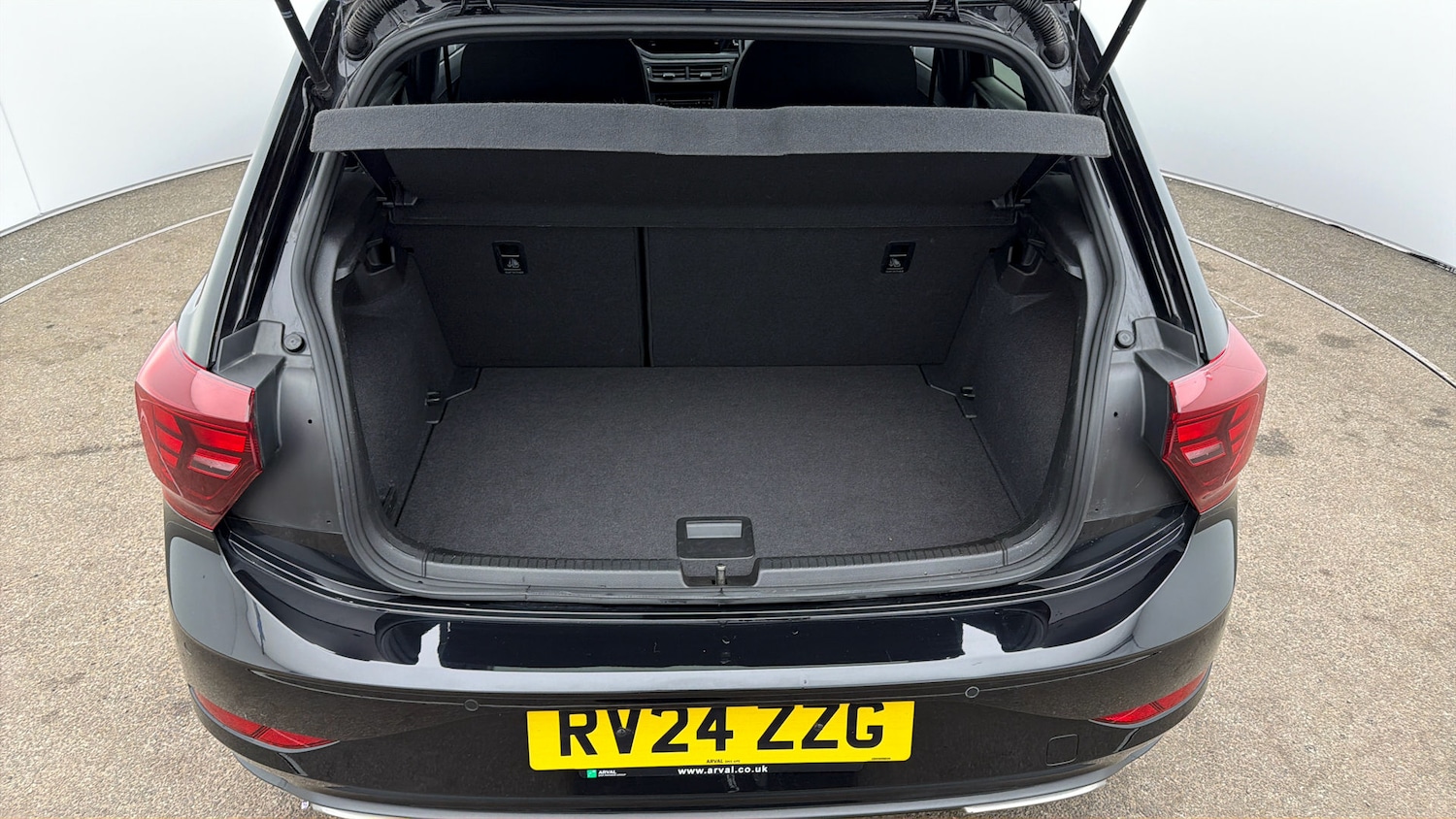 Used Volkswagen Polo 2024 for sale - 77935931: Photo 16