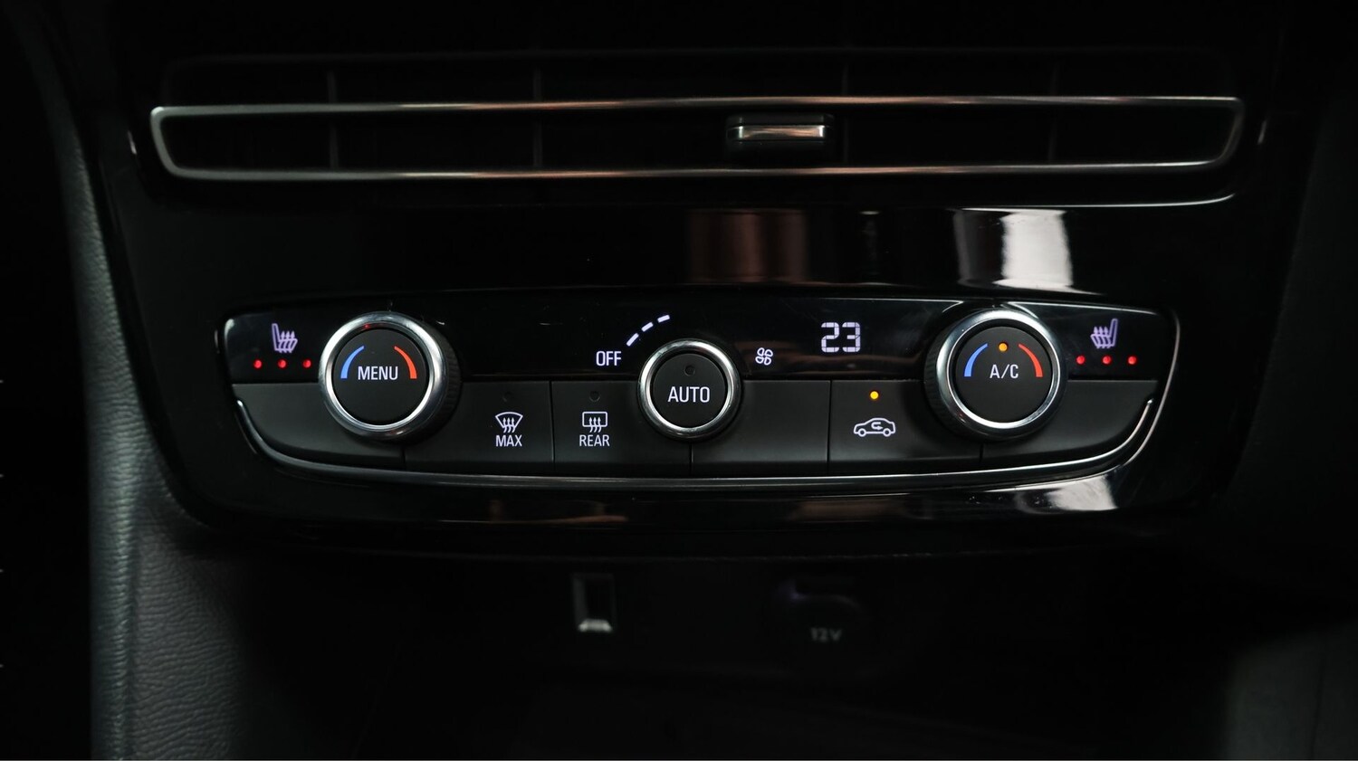 Used Vauxhall Mokka Electric for sale - 77675131: Photo 12