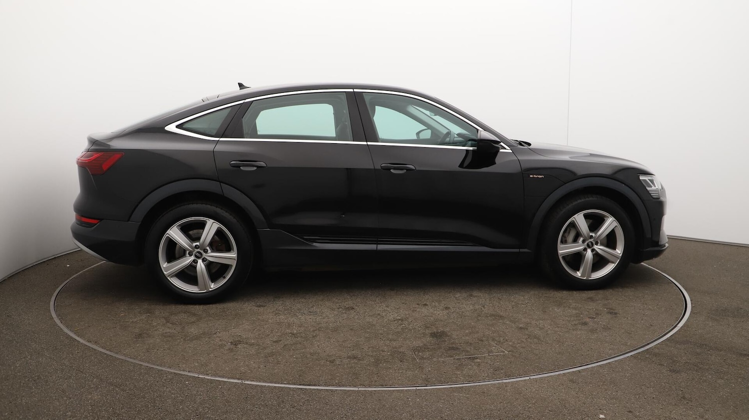 Used Audi e-tron 2022 for sale - 76136161: Photo 52