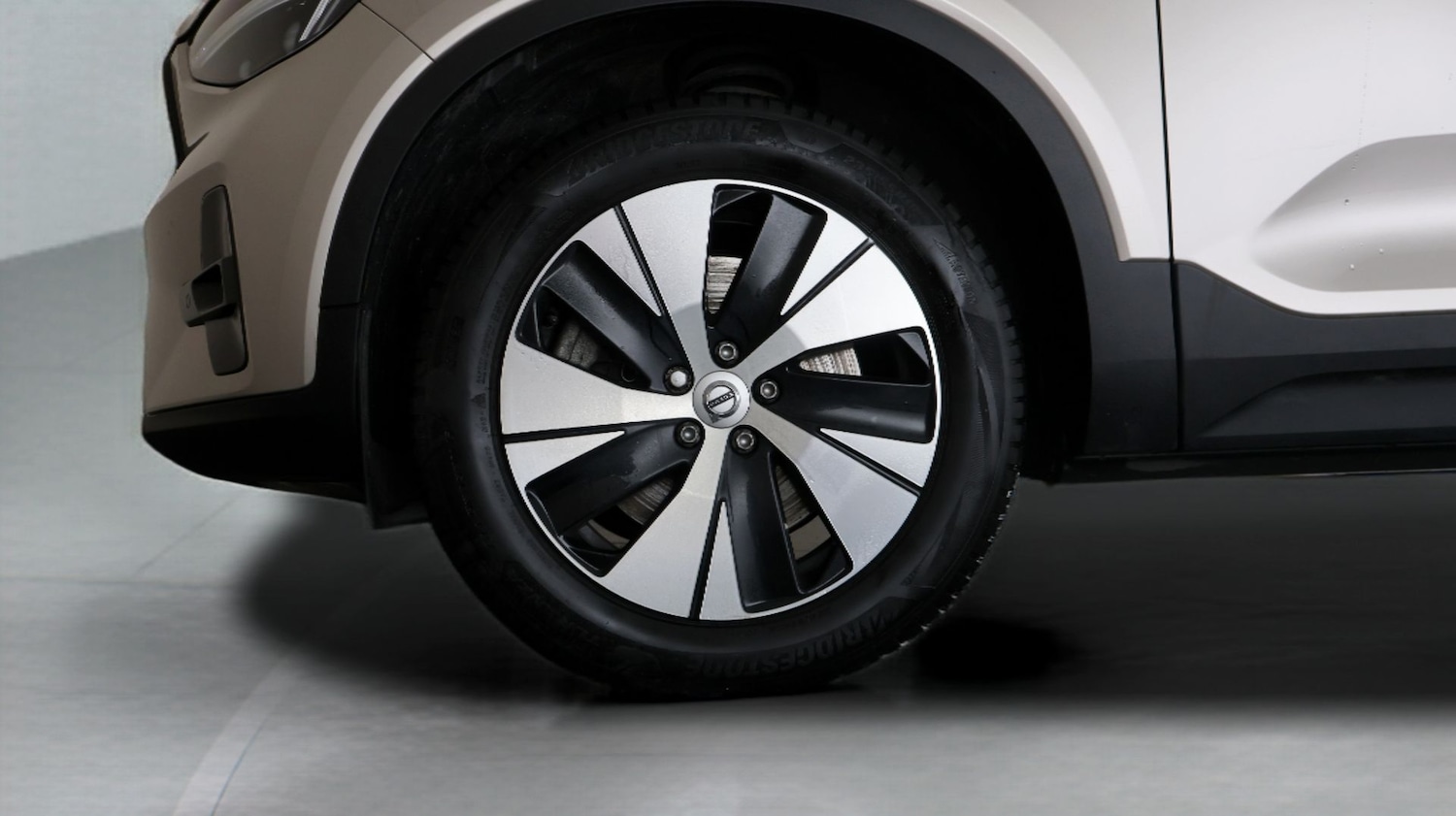 Used Volvo XC40 2023 for sale - 78131494: Photo 17