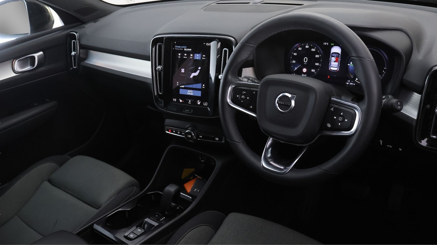 Used Volvo XC40 2023 for sale - 78131494: Photo 9