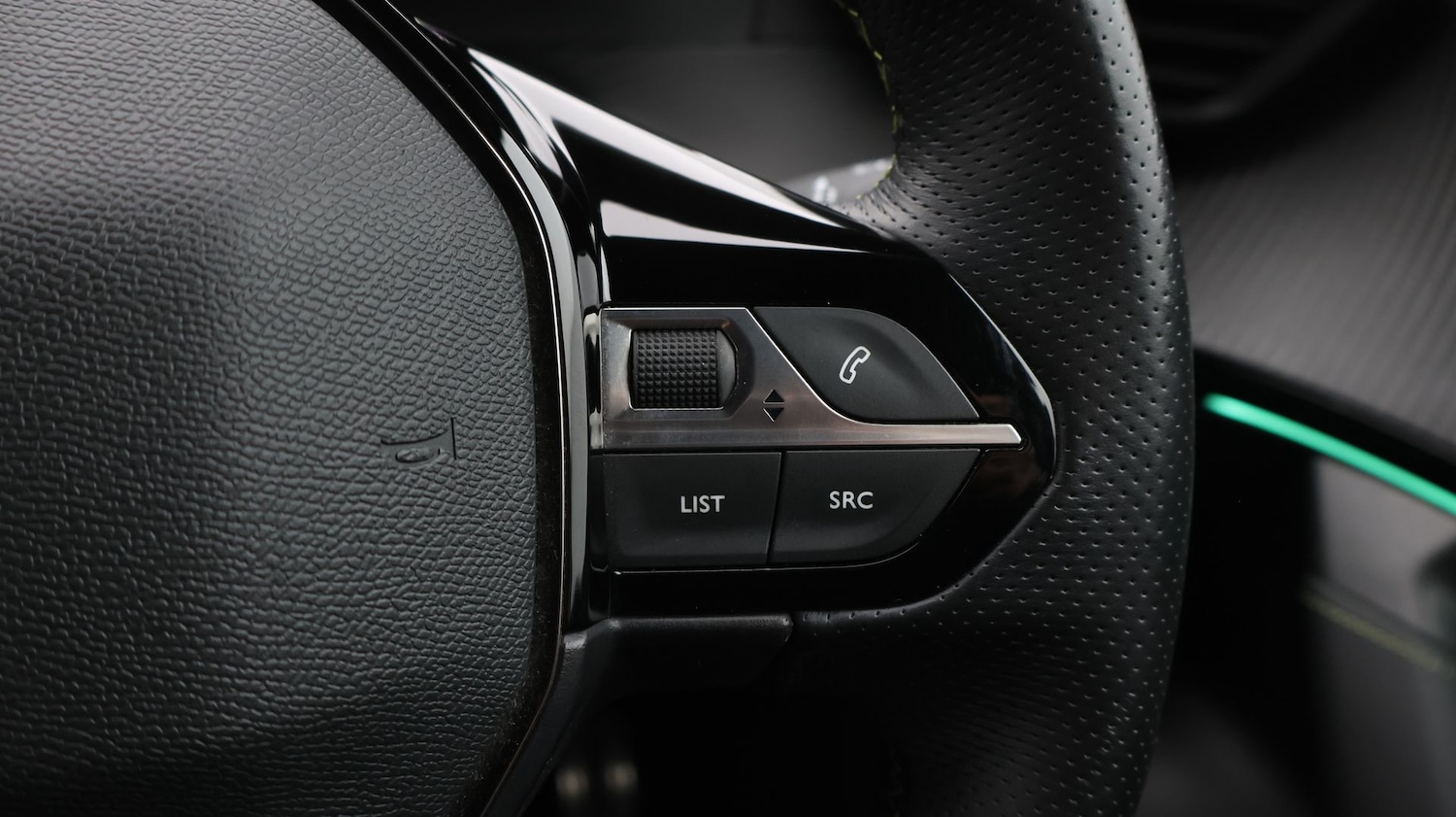 Used Peugeot 2008 2023 for sale - 77501592: Photo 26