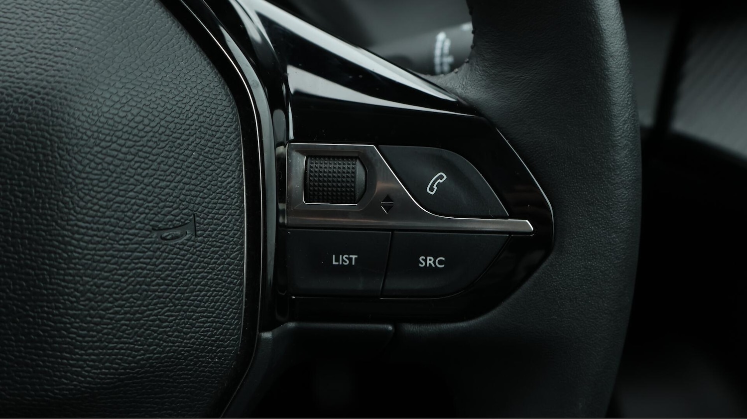 Used Peugeot 2008 2022 for sale - 76121536: Photo 39