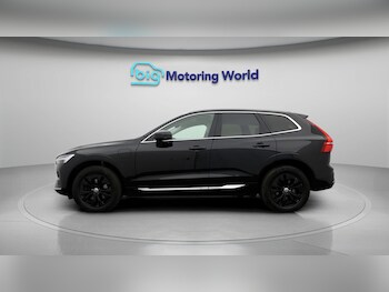 Used Volvo XC60 2023 for sale - 78162106: Photo