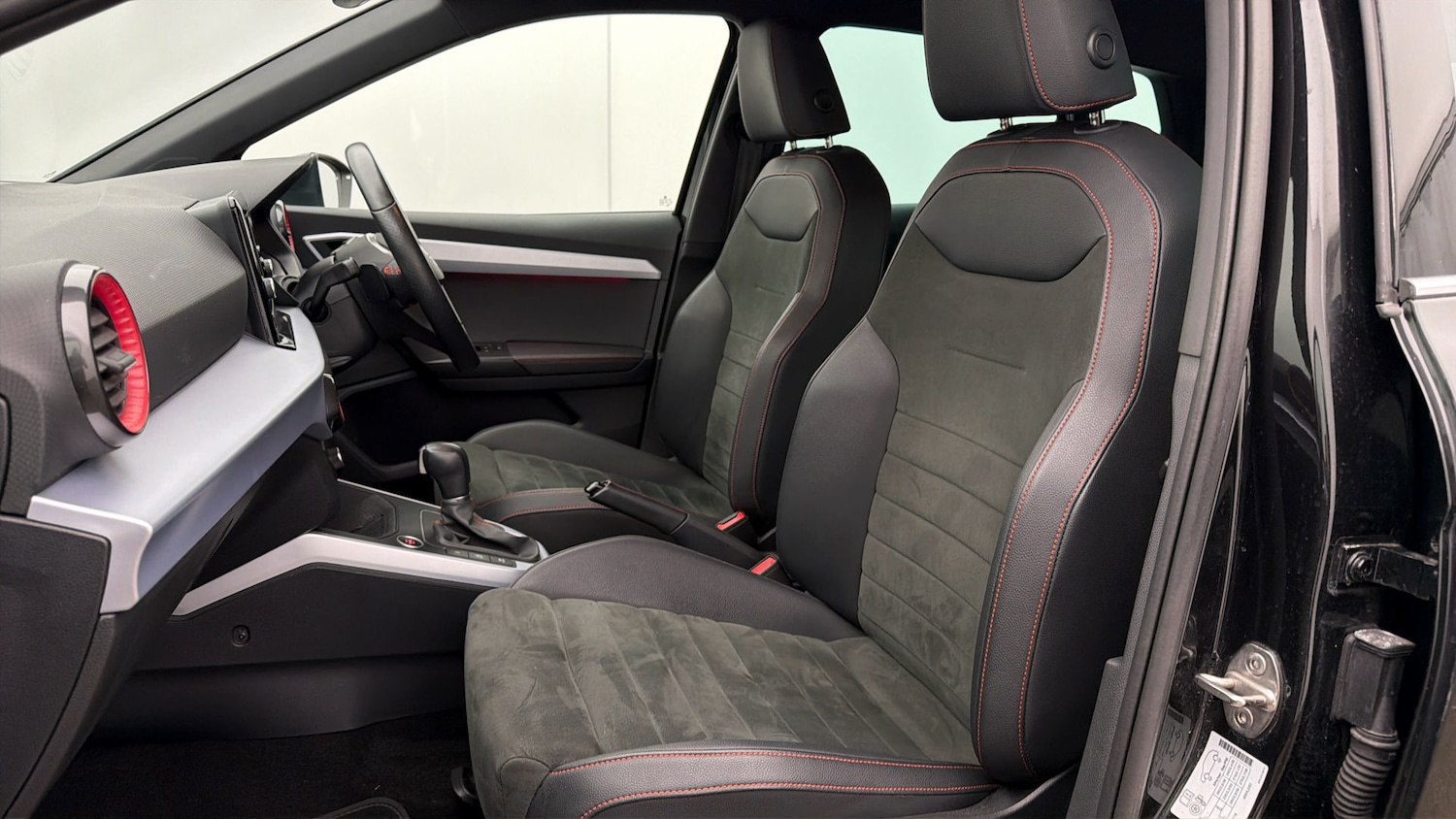 Used SEAT Arona 2022 for sale - 77848536: Photo 13