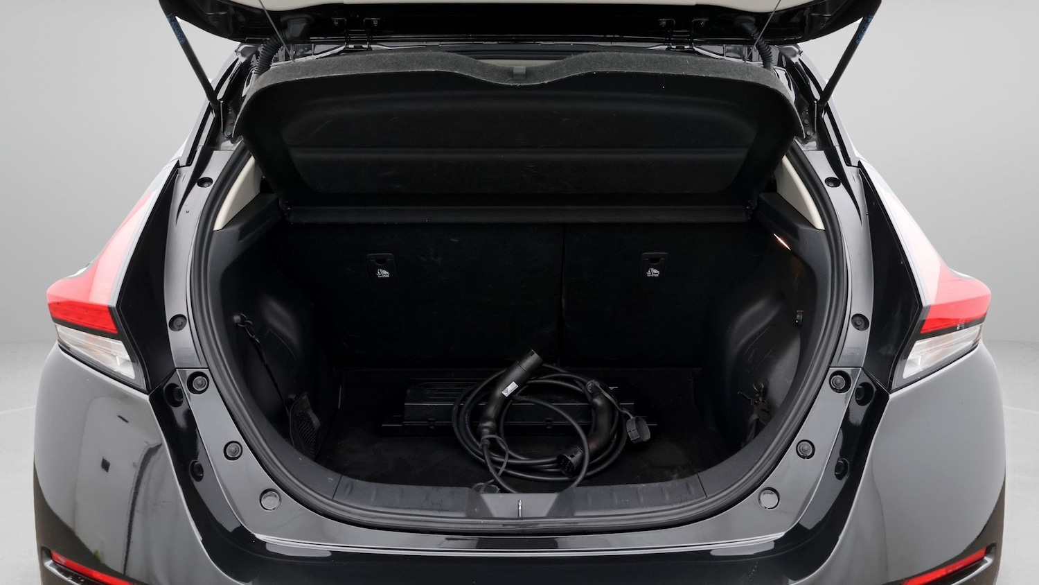 Used Nissan Leaf 2022 for sale - 77404699: Photo 17