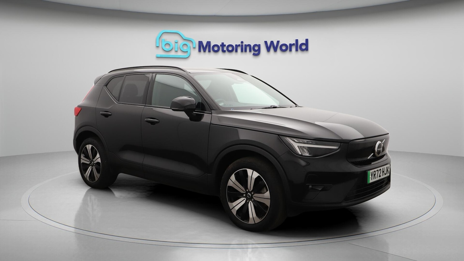Used Volvo XC40 2022 for sale - 76136327: Photo 2