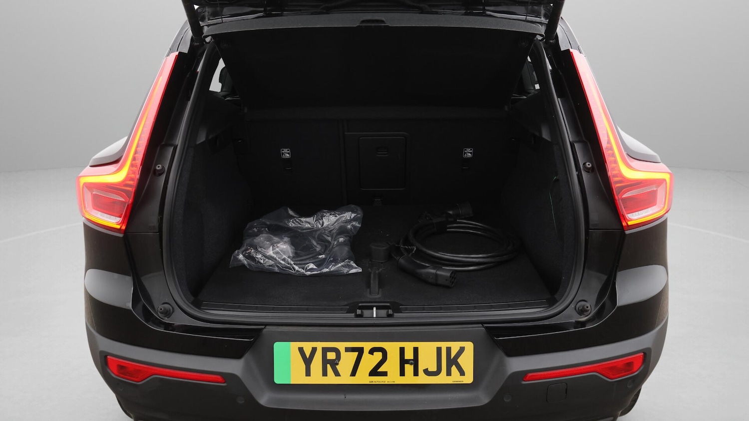 Used Volvo XC40 2022 for sale - 76136327: Photo 27