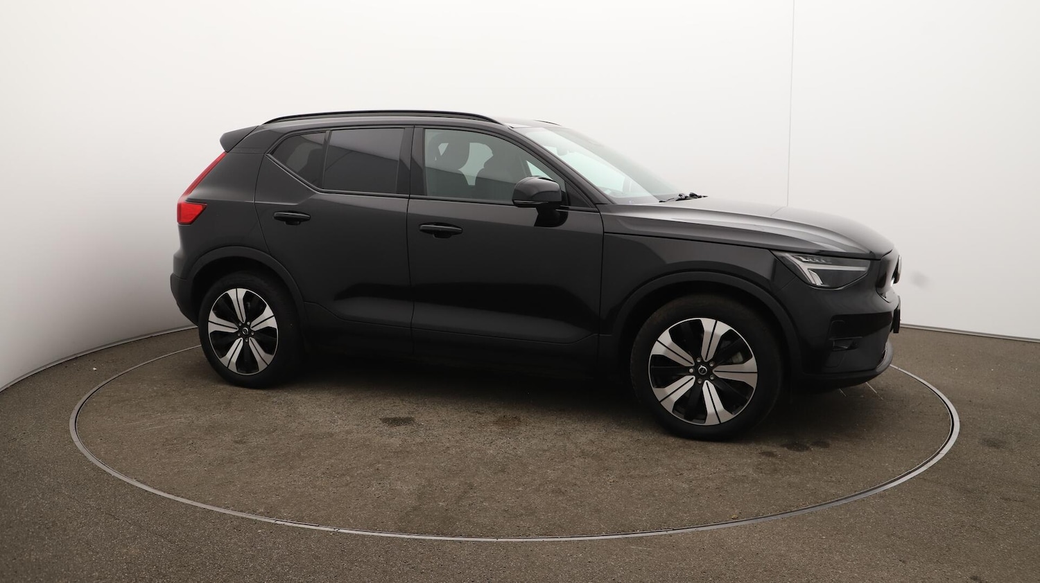 Used Volvo XC40 2022 for sale - 76136327: Photo 32
