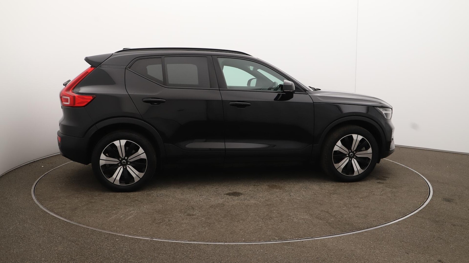 Used Volvo XC40 2022 for sale - 76136327: Photo 40