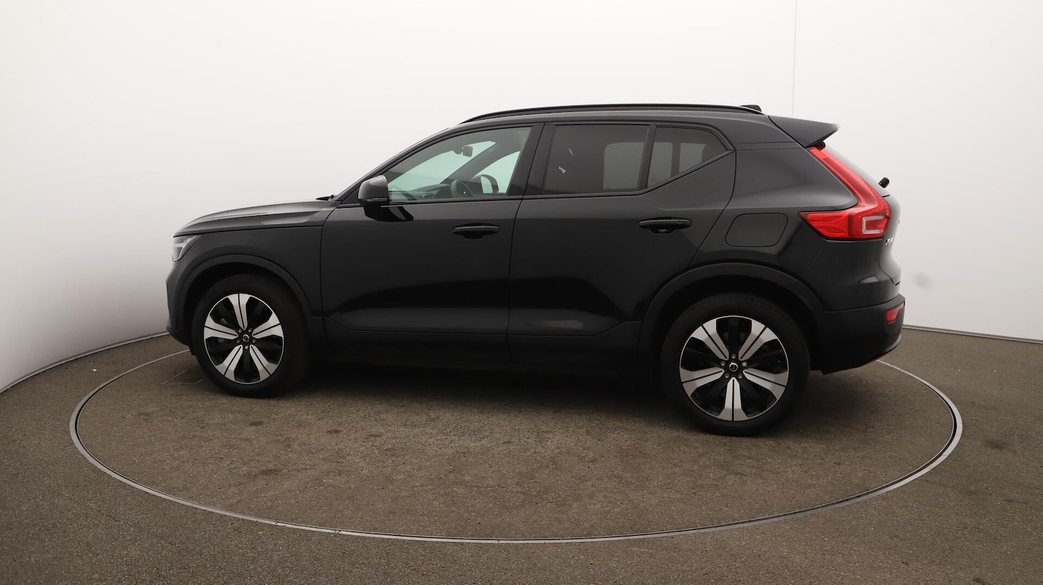 Used Volvo XC40 2022 for sale - 76136327: Photo 57